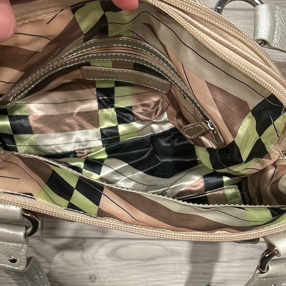 Genuine leather Tignanello purse - Picture 7 of 9